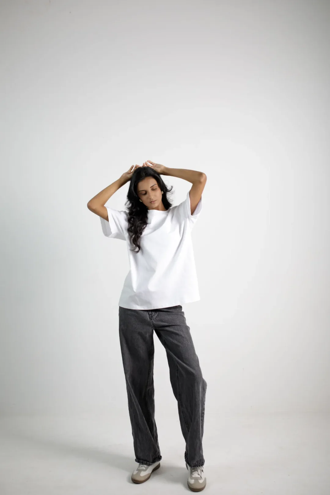 White Relaxed Box Fit T-shirt(Unisex)